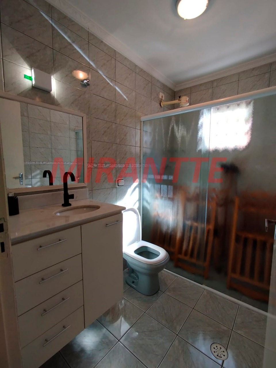 Sobrado de 148m² com 5 quartos em Parque Casa De Pedra