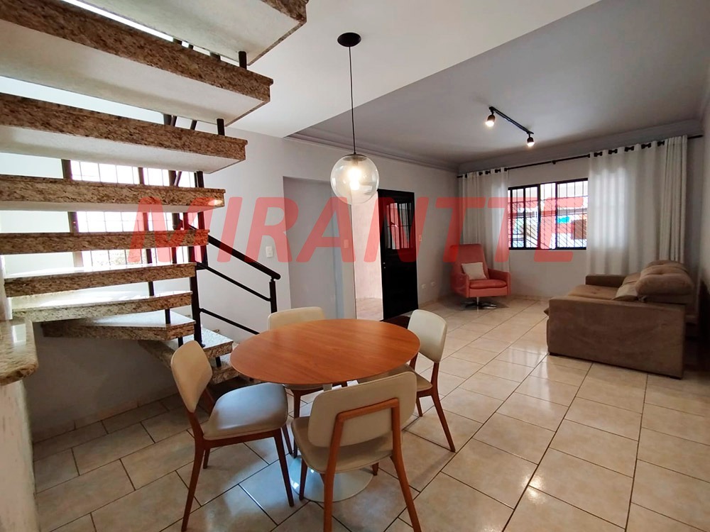 Sobrado de 148m² com 5 quartos em Parque Casa De Pedra