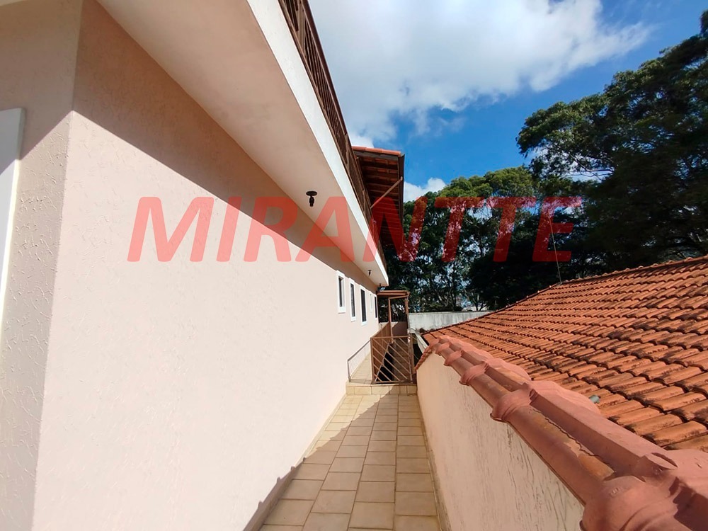 Sobrado de 148m² com 5 quartos em Parque Casa De Pedra