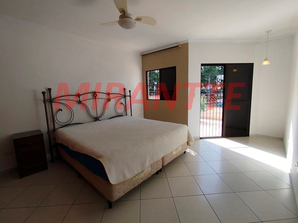 Sobrado de 148m² com 5 quartos em Parque Casa De Pedra