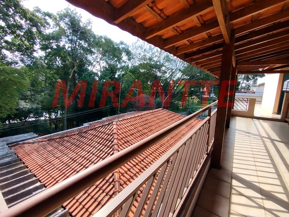Sobrado de 148m² com 5 quartos em Parque Casa De Pedra