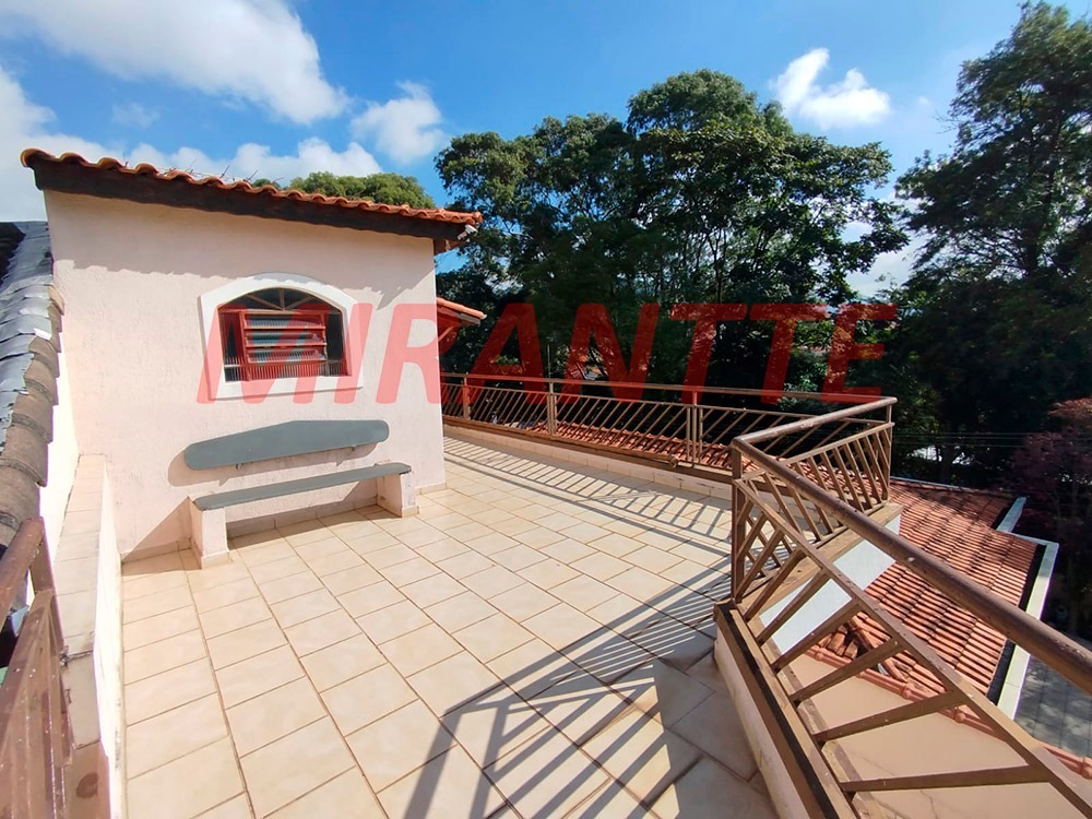 Sobrado de 148m² com 5 quartos em Parque Casa De Pedra