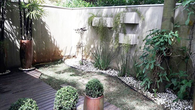 Cond. fechado de 700m² com 4 quartos em Tremembe