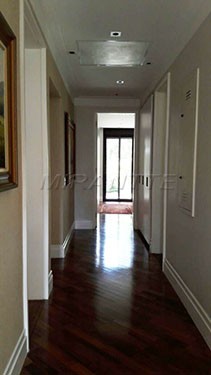 Cond. fechado de 700m² com 4 quartos em Tremembe