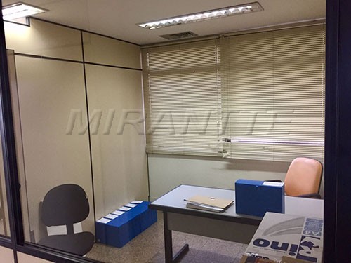 Comercial de 106m² em Santana