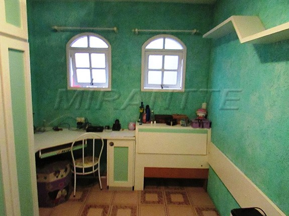 Sobrado com 3 quartos em Casa Grande