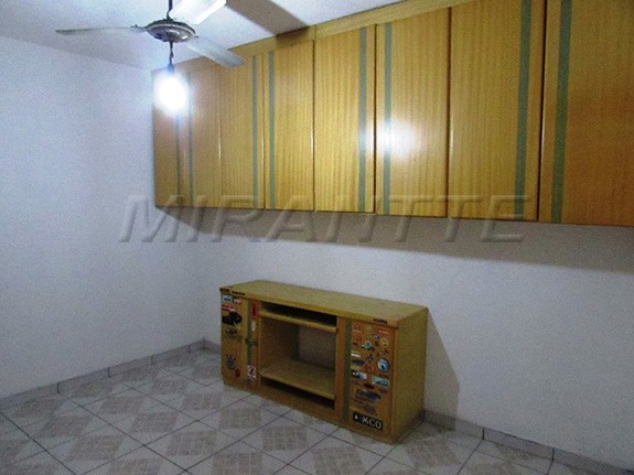 Sobrado com 3 quartos em Casa Grande