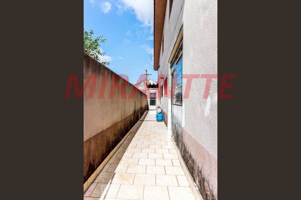 Sobrado de 260m² com 4 quartos em Vila Nova Mazzei