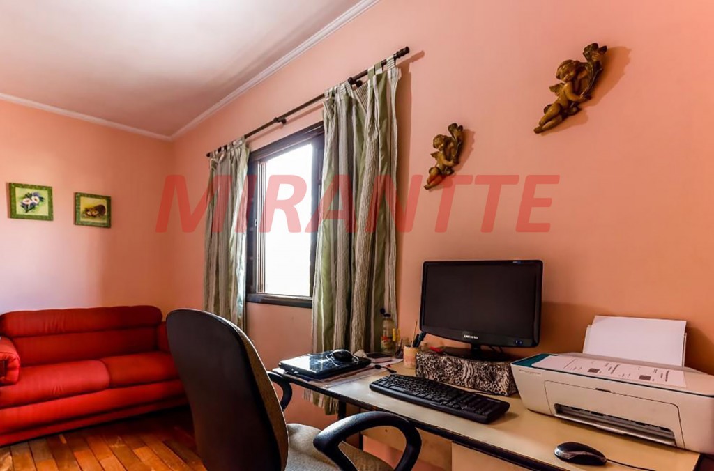 Sobrado de 260m² com 4 quartos em Vila Nova Mazzei