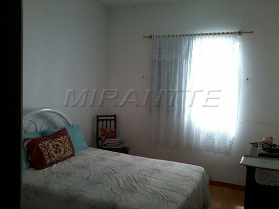 Sobrado de 320m² com 4 quartos em Vila Isolina Mazzei