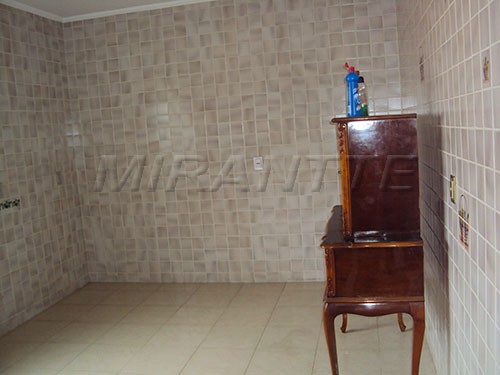 Casa terrea de 400m² com 4 quartos em Tremembe