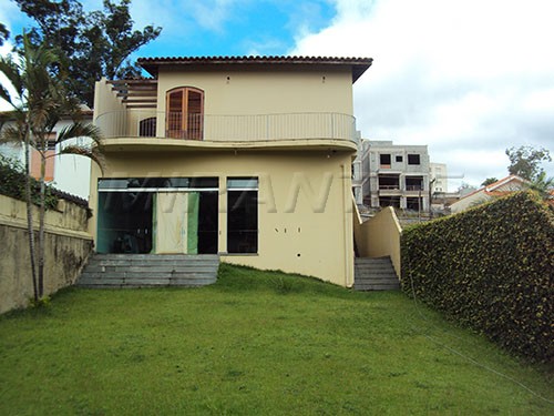 Casa terrea de 400m² com 4 quartos em Tremembe