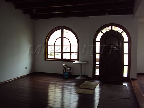 Casa terrea de 400m² com 4 quartos em Tremembe