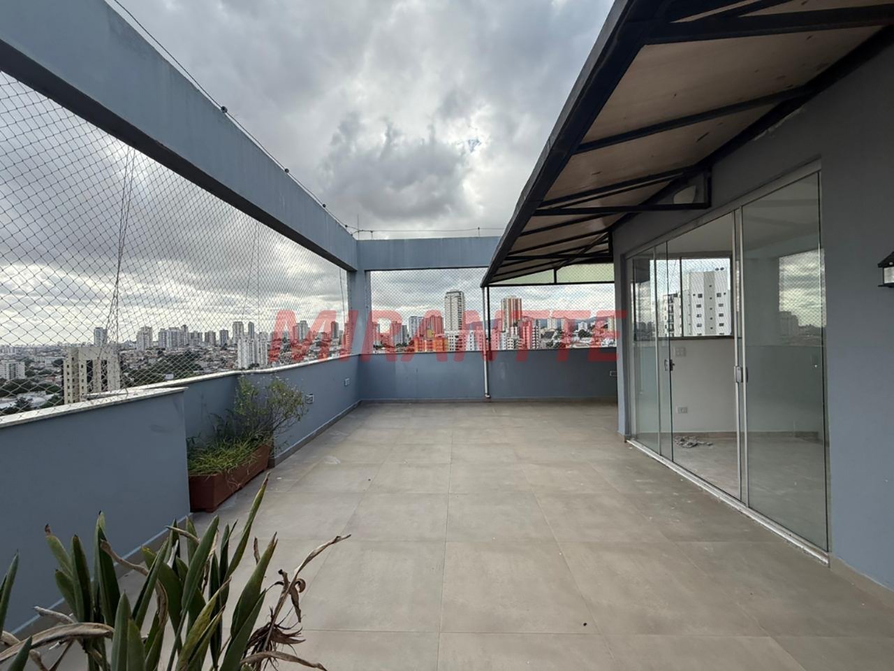 Cobertura de 147m² com 3 quartos em Água Fria
