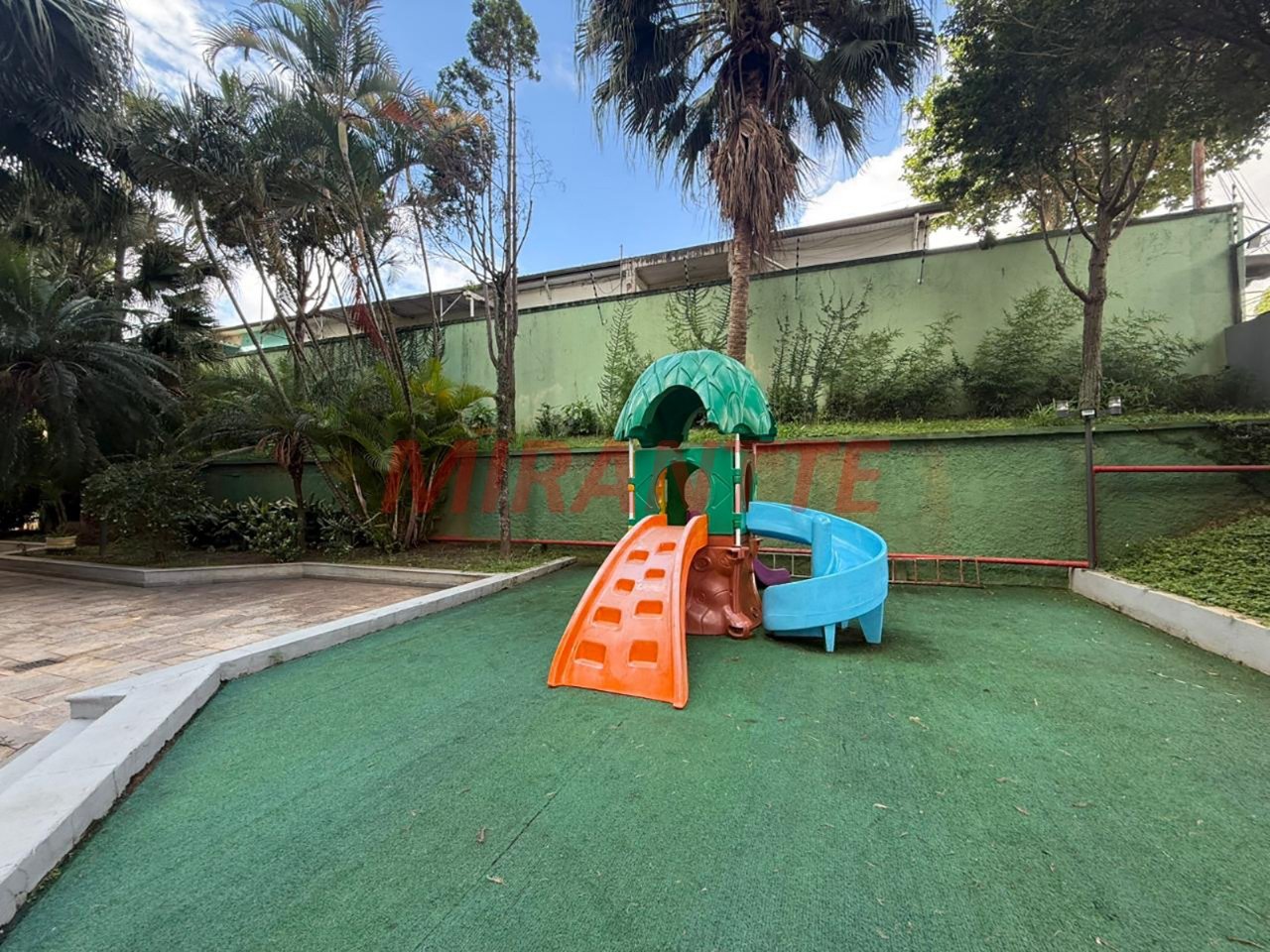 Cobertura de 147m² com 3 quartos em Água Fria
