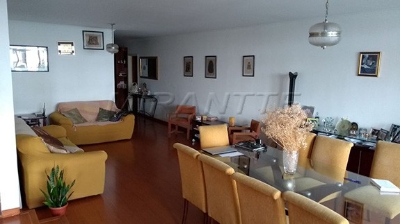 Apartamento de 230m² com 3 quartos em Higienópolis