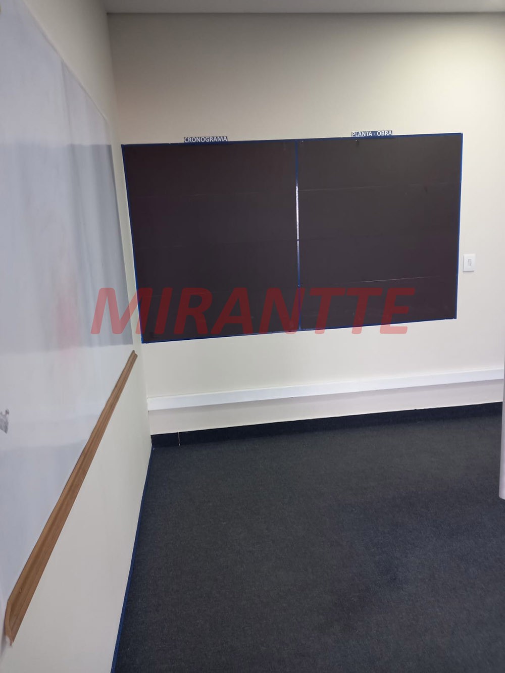 Comercial de 750m² em Limão