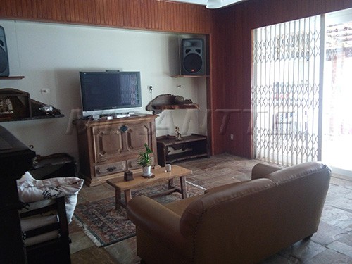 Casa terrea de 640m² com 3 quartos em Serra da Cantareira