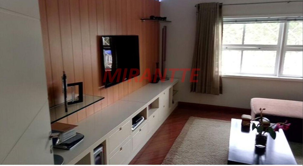 Casa terrea de 351m² com 4 quartos em Jardim Floresta
