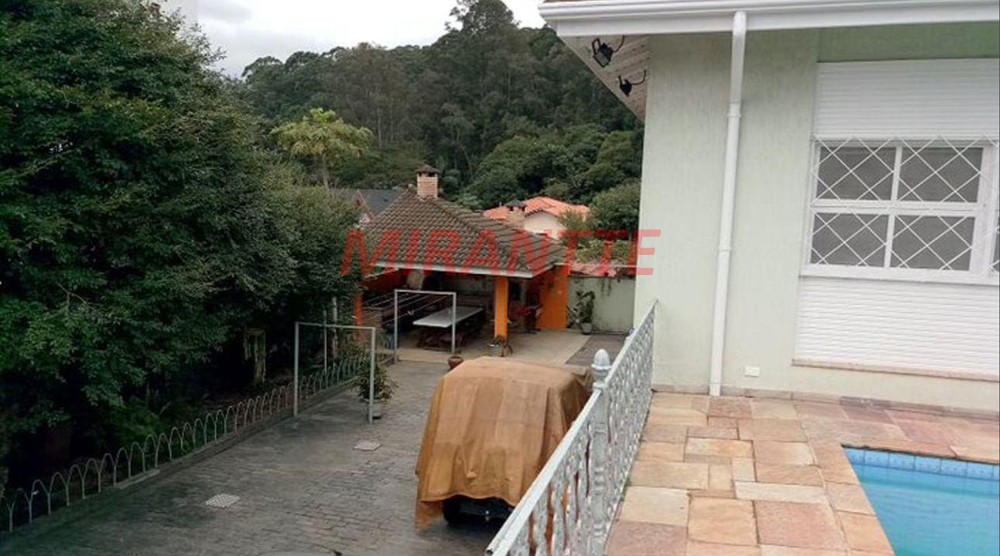 Casa terrea de 351m² com 4 quartos em Jardim Floresta