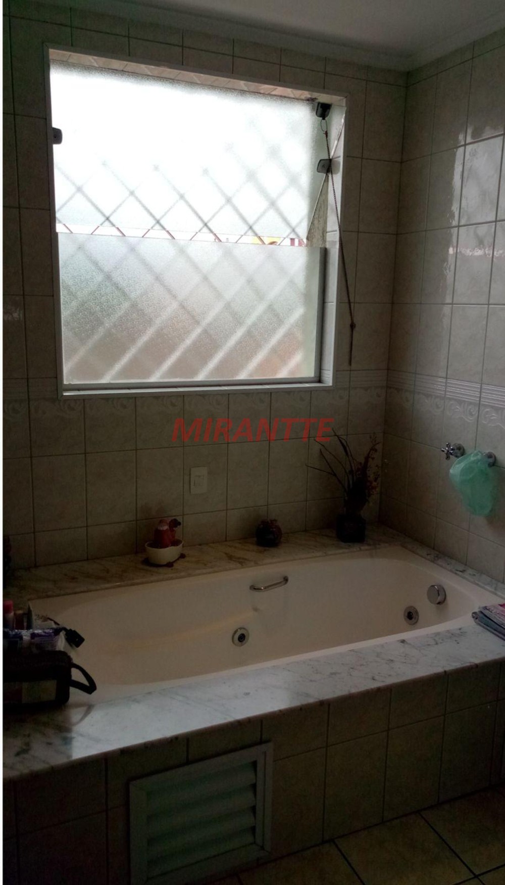 Casa terrea de 351m² com 4 quartos em Jardim Floresta