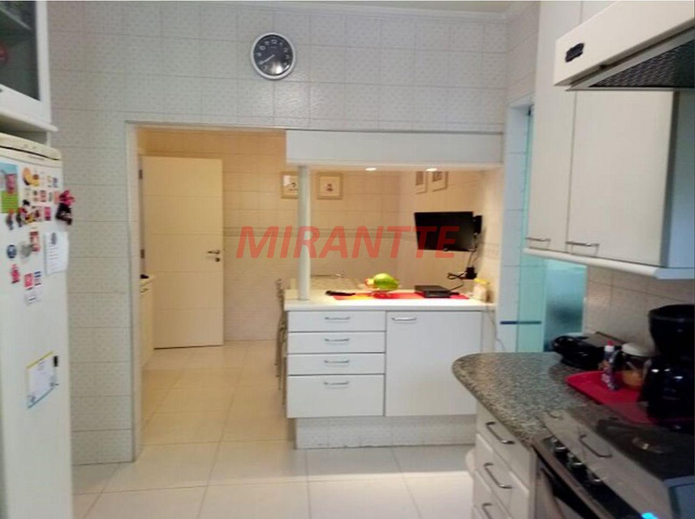 Casa terrea de 351m² com 4 quartos em Jardim Floresta