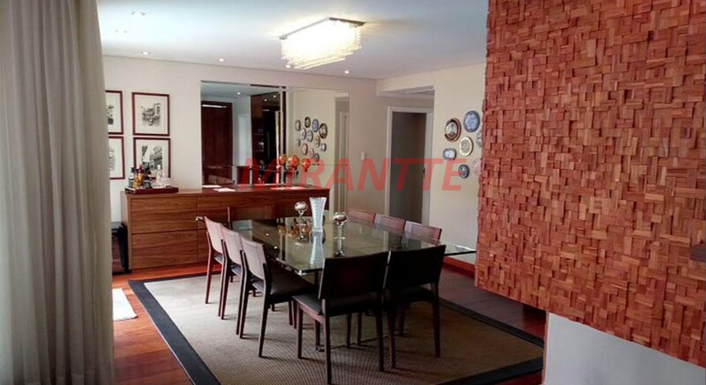 Casa terrea de 351m² com 4 quartos em Jardim Floresta