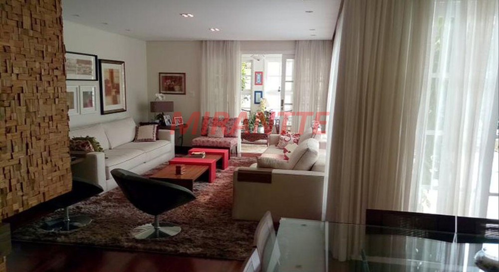 Casa terrea de 351m² com 4 quartos em Jardim Floresta