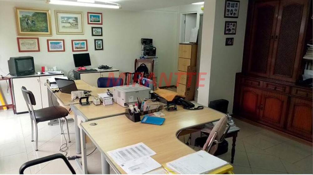 Casa terrea de 351m² com 4 quartos em Jardim Floresta