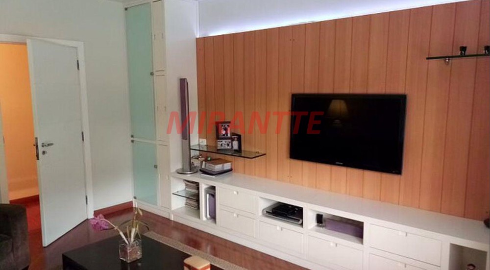 Casa terrea de 351m² com 4 quartos em Jardim Floresta