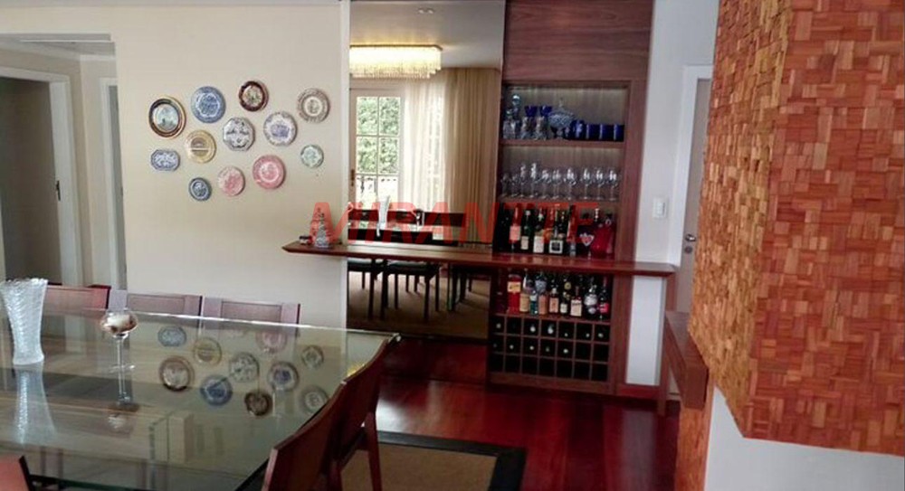 Casa terrea de 351m² com 4 quartos em Jardim Floresta