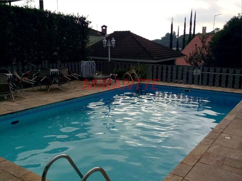 Casa terrea de 351m² com 4 quartos em Jardim Floresta