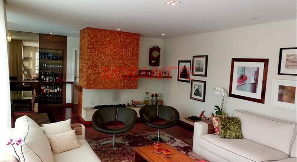 Casa terrea de 351m² com 4 quartos em Jardim Floresta