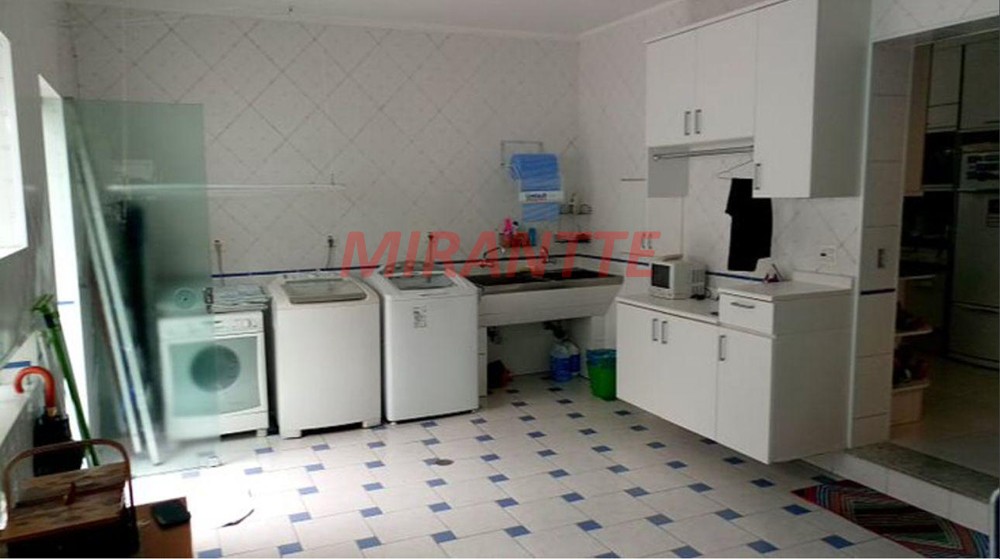 Casa terrea de 351m² com 4 quartos em Jardim Floresta