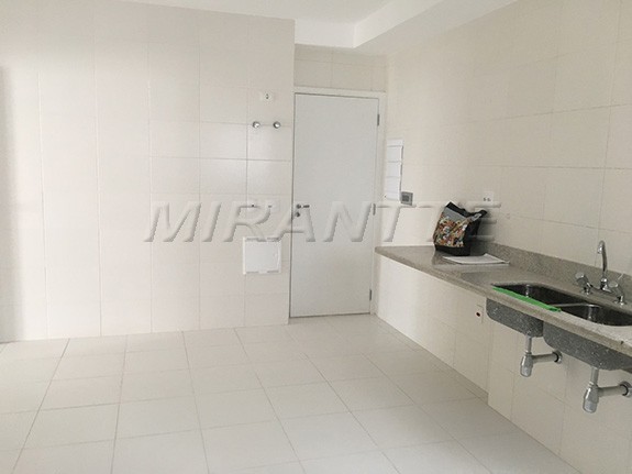 Apartamento de 162m² com 3 quartos em Fundação