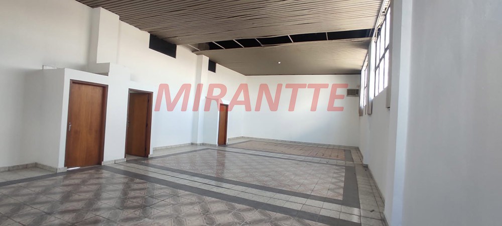 Comercial de 500m² em Casa Verde
