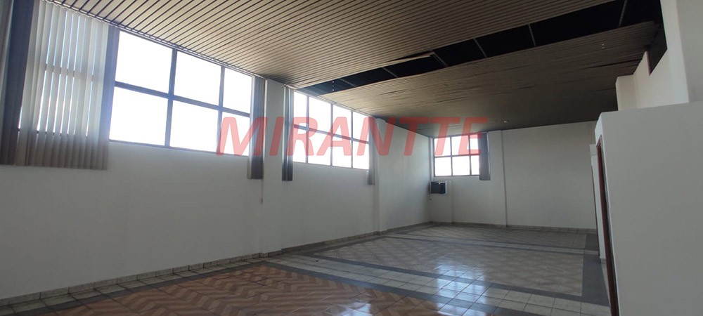 Comercial de 500m² em Casa Verde