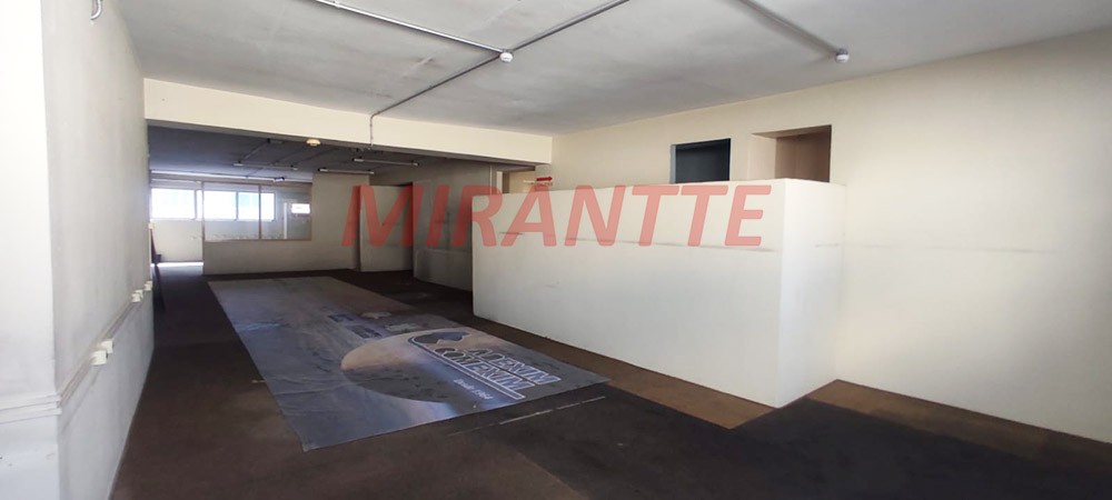 Comercial de 300m² em Casa Verde