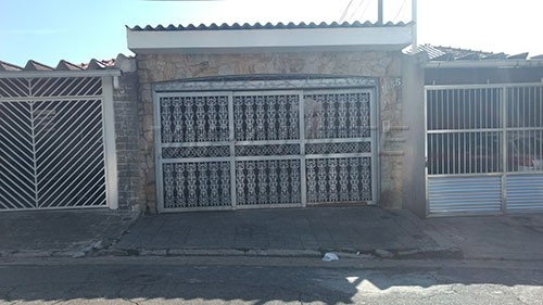 Casa terrea de 136m² com 3 quartos em Vila Gustavo