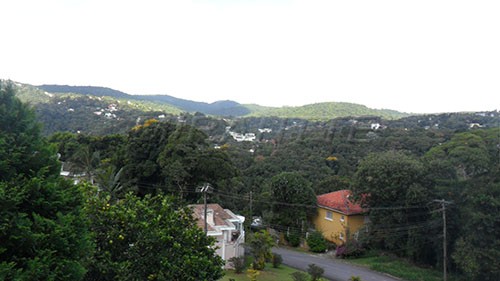 Casa terrea de 600m² com 6 quartos em Serra Da Cantareira