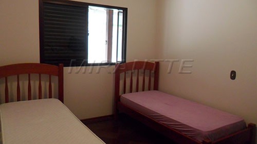 Casa terrea de 600m² com 6 quartos em Serra Da Cantareira