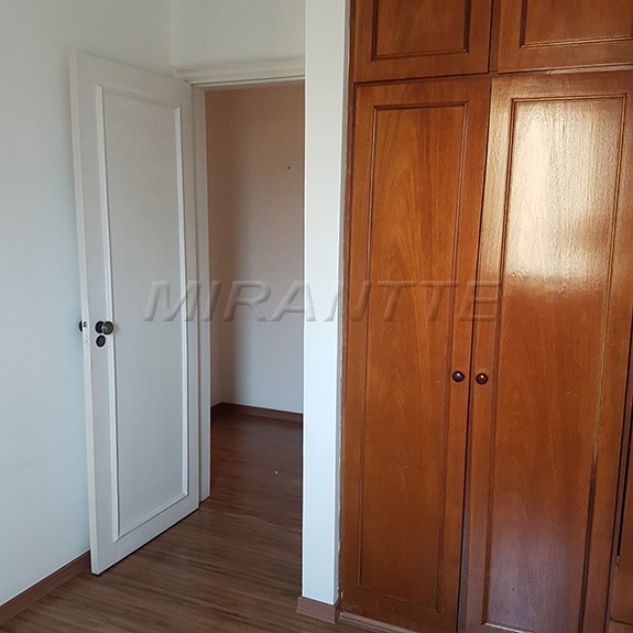 Apartamento de 70m² com 3 quartos em Freguesia do Ó