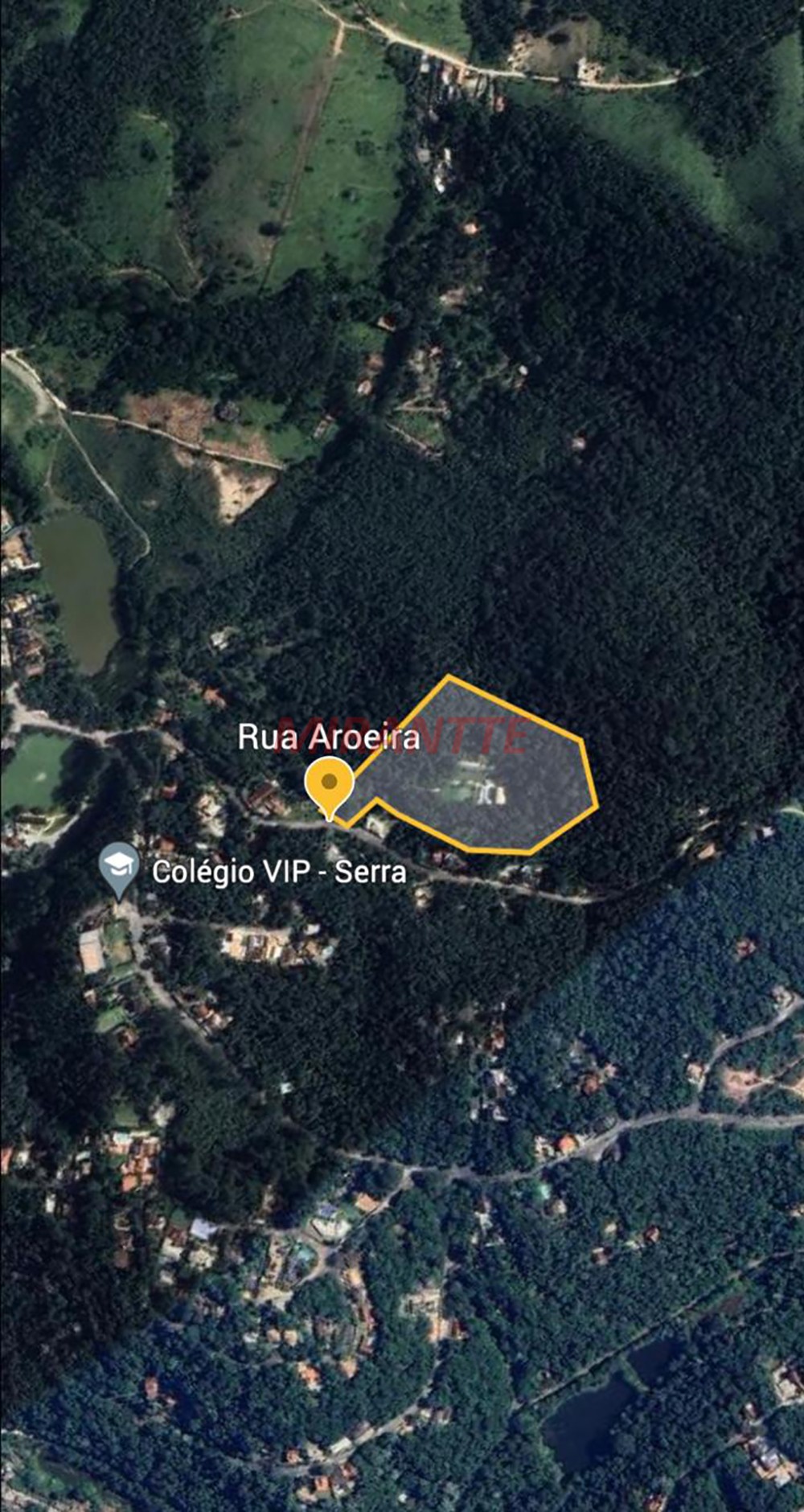 Sobrado de 30000m² com 5 quartos em Serra Da Cantareira