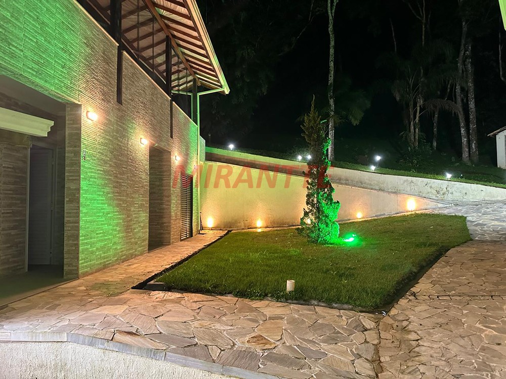 Sobrado de 30000m² com 5 quartos em Serra Da Cantareira