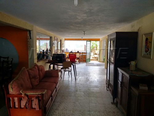 Casa terrea de 380m² com 3 quartos em Serra Da Cantareira