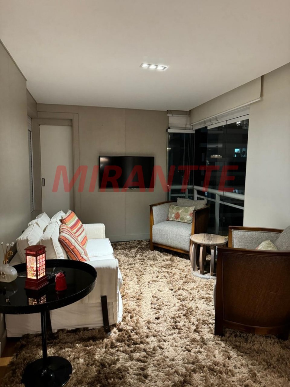 Apartamento de 200m² com 3 quartos em Santana