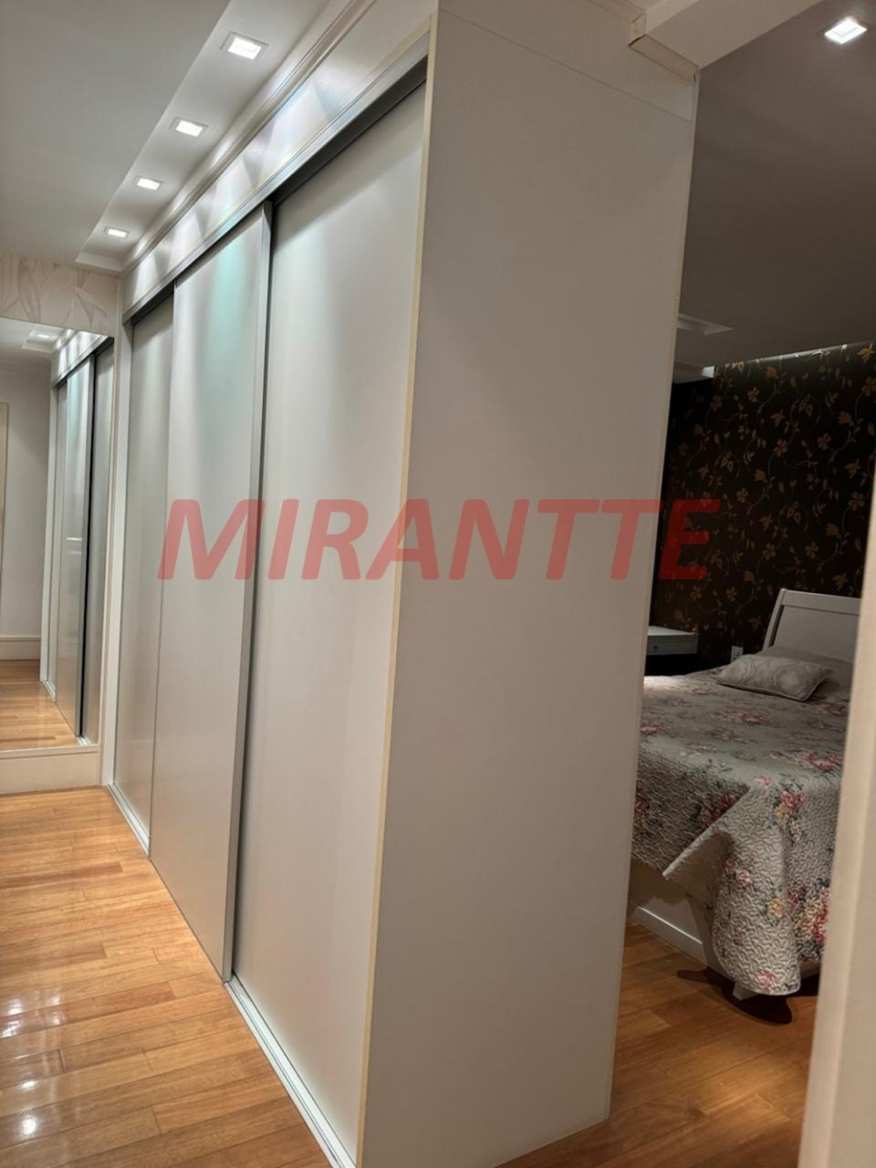 Apartamento de 200m² com 3 quartos em Santana