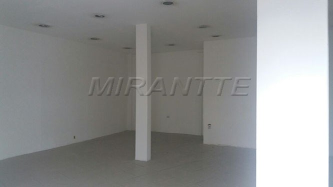Comercial de 212m² em Freguesia do Ó