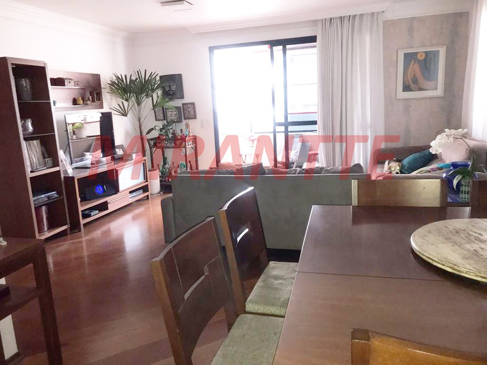 Apartamento de 140m² com 4 quartos em Santa Terezinha