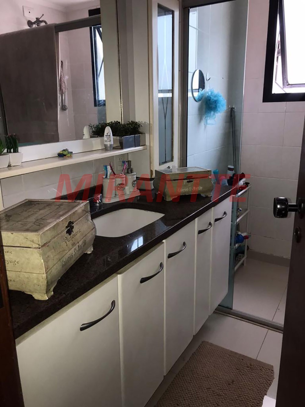 Apartamento de 140m² com 4 quartos em Santa Terezinha